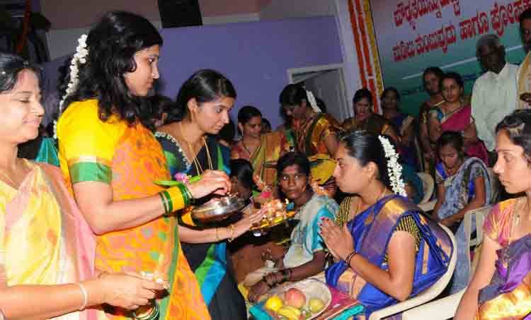 aswathi, ias, kozhikode, karnataka,