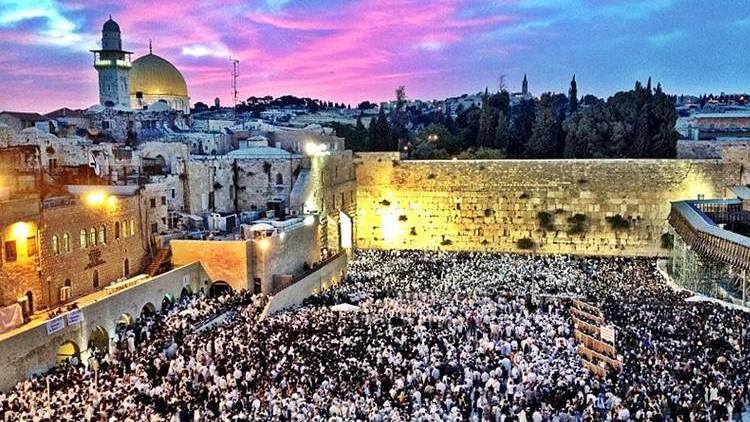 It was only under the ruler of David in about 1000 BC, that Jerusalem would go on to become the capital of Israel and central to Jewish traditions. (Wikimedia Commons)
