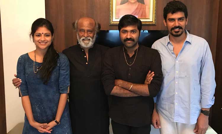 Aruvi Film Crew members with Rajnikanth