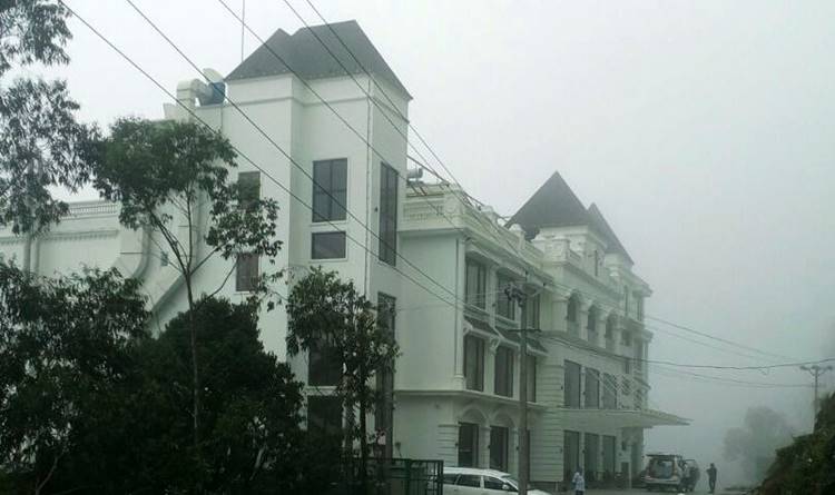 plum judi resort munnar,