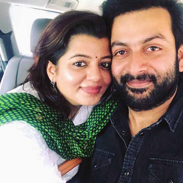 lucifer movie, ലൂസിഫര്, lucifer movie review, ലൂസിഫര് സിനിമാ റിവ്യൂ, ലൂസിഫര് റിവ്യൂ, musical movie, lucifer review, lucifer critics review, ലൂസിഫര് ക്രിട്ടിക് റിവ്യൂ, lucifer movie review, lucifer movie audience review, ലൂസിഫര് പ്രേക്ഷക പ്രതികരണം, lucifer movie public review, mohanlal, vivek oberoi, manju warrier, tovino thomas, sachin khedekar, prithviraj sukumaran, movie review, മോഹന്ലാല്, പ്രിഥ്വിരാജ് സുകുമാരന്, മഞ്ജു വാര്യര്, ടോവിനോ തോമസ്, ഫിലിം ന്യൂസ്, സിനിമാ വാര്ത്ത, film news, കേരള ന്യൂസ്, കേരള വാര്ത്ത, kerala news, മലയാളം ന്യൂസ്, മലയാളം വാര്ത്ത, malayalam news, പുതിയ ചിത്രം, സിനിമ, Entertainment, സിനിമാ വാര്ത്ത, ഫിലിം ന്യൂസ്, Film News, കേരള ന്യൂസ്, കേരള വാര്ത്ത, Kerala News, മലയാളം ന്യൂസ്, മലയാളം വാര്ത്ത, Malayalam News, Breaking News, പ്രധാന വാര്ത്തകള്, ഐ ഇ മലയാളം, iemalayalam, indian express malayalam, ഇന്ത്യന് എക്സ്പ്രസ്സ് മലയാളം