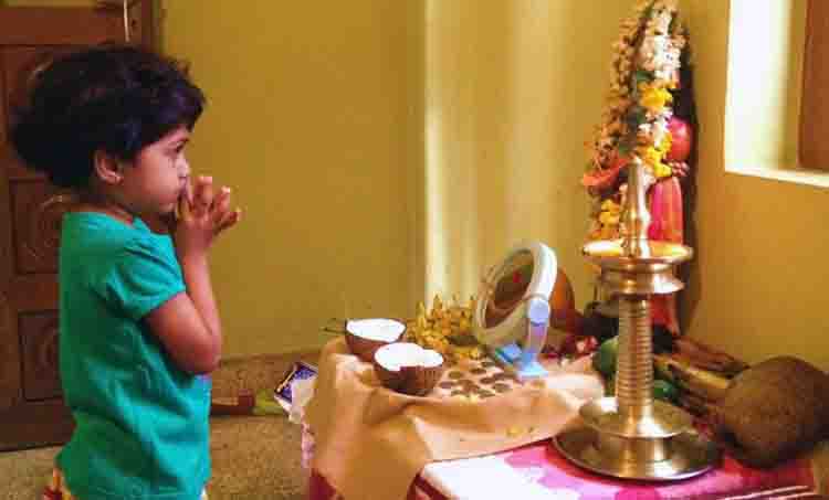 Vishu 2019, vishu, vishu kainettam, vishu kani, vishu katta, vishu katta recipe, vishu kanji, vishu kanji recipe, sadya recipes, vishu sadya recipes, vishu sadya recipe, poojayappam, poojayappam recipe, വിഷു, വിഷു 2019, വിഷു കൈനീട്ടം, വിഷു കണി, വിഷുക്കണി, വിഷു കണി വയ്ക്കുന്നതെങ്ങനെ, വിഷു കണി ഒരുക്കുന്നത് എങ്ങനെ, വിഷു കണി സാധനങ്ങള്, വിഷു കട്ട, വിഷുക്കട്ട, വിഷുക്കട്ട ഉണ്ടാക്കുന്നത്, വിഷുക്കട്ട പാചകം, വിഷു കഞ്ഞി, വിഷു സദ്യ, സദ്യ വിഭവങ്ങള്, സദ്യ പായസം, പൂജയപ്പം, പൂജയപ്പം ഉണ്ടാക്കുന്നത് എങ്ങനെ