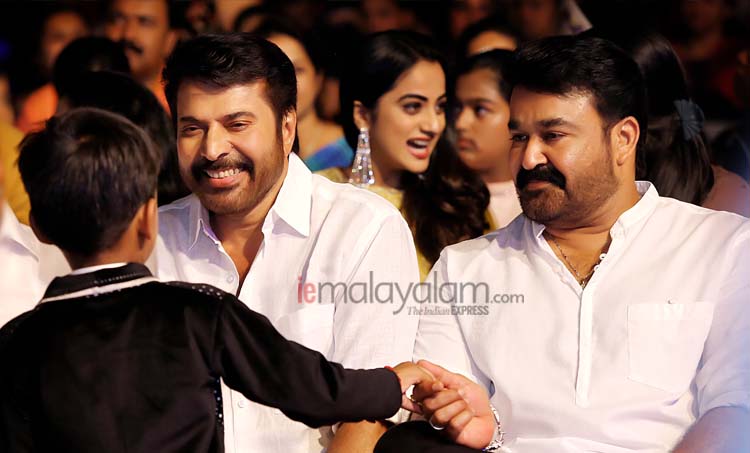 Mohanlal, Mammootty, മോഹൻലാൽ, മമ്മൂട്ടി, Mohanlal Mammootty Photos, മോഹൻലാൽ മമ്മൂട്ടി ചിത്രങ്ങൾ, Mohanlal latest photos, Mammootty latest photos, മോഹൻലാൽ ഏറ്റവും പുതിയ ചിത്രങ്ങൾ, മമ്മൂട്ടി ഏറ്റവും പുതിയ ചിത്രങ്ങൾ