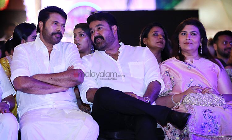 Mohanlal, Mammootty, മോഹൻലാൽ, മമ്മൂട്ടി, Mohanlal Mammootty Photos, മോഹൻലാൽ മമ്മൂട്ടി ചിത്രങ്ങൾ, Mohanlal latest photos, Mammootty latest photos, മോഹൻലാൽ ഏറ്റവും പുതിയ ചിത്രങ്ങൾ, മമ്മൂട്ടി ഏറ്റവും പുതിയ ചിത്രങ്ങൾ