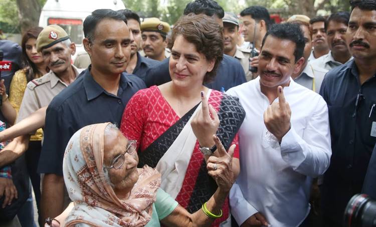Priyanka Gandhi Vadra, Robert Vadra , ie malayalam