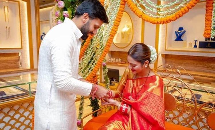 nusrat jahan, nusrat jahan sindhara dooj, nusrat jahan photos, nusrat jahan husband, nusrat jahan instagram, nusrat jahan new photos, nusrat jahan news, nusrat jahan latest