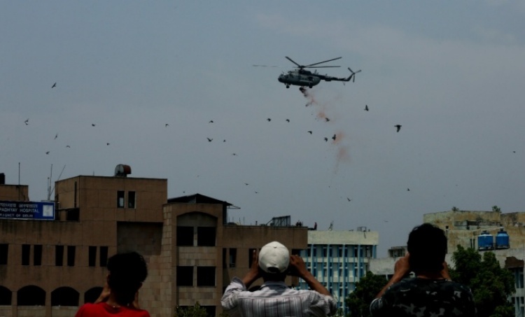 navy, നാവിക സേന, southern Naval Command, ദക്ഷിണ നാവിക കമാൻഡ്, air force, വ്യോമ സേന, sothern air force, ദക്ഷിണ വ്യോമ സേന, coast guard, തീര രക്ഷാ സേന, lockdown, health workers,ആരോഗ്യ പ്രവർത്തകർ, ലോക്ക്ഡൗൺ, ലോക്ക്ഡൗൺ, coronavirus, കൊറോണ വൈറസ്, covid, കോവിഡ്, covid-19, കോവിഡ്-19, coronavirus in india, കൊറോണ വൈറസ് ഇന്ത്യയിൽ, coronavirus in kerala, coronavirus kerala, കൊറോണ വൈറസ് കേരളത്തിൽ, coronavirus news, കൊറോണ വൈറസ് വാർത്തകൾ, coronavirus update, coronavirus latest, coronavirus latest news,കൊറോണ വൈറസ് ലേറ്റസ്റ്റ്,iemalayalam, ഐഇ മലയാളം