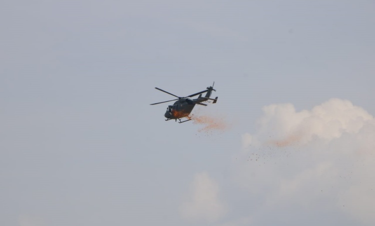 navy, നാവിക സേന, southern Naval Command, ദക്ഷിണ നാവിക കമാൻഡ്, air force, വ്യോമ സേന, sothern air force, ദക്ഷിണ വ്യോമ സേന, coast guard, തീര രക്ഷാ സേന, lockdown, health workers,ആരോഗ്യ പ്രവർത്തകർ, ലോക്ക്ഡൗൺ, ലോക്ക്ഡൗൺ, coronavirus, കൊറോണ വൈറസ്, covid, കോവിഡ്, covid-19, കോവിഡ്-19, coronavirus in india, കൊറോണ വൈറസ് ഇന്ത്യയിൽ, coronavirus in kerala, coronavirus kerala, കൊറോണ വൈറസ് കേരളത്തിൽ, coronavirus news, കൊറോണ വൈറസ് വാർത്തകൾ, coronavirus update, coronavirus latest, coronavirus latest news,കൊറോണ വൈറസ് ലേറ്റസ്റ്റ്,iemalayalam, ഐഇ മലയാളം
