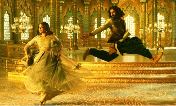 kalyani priyadarshan, pranav mohanlal