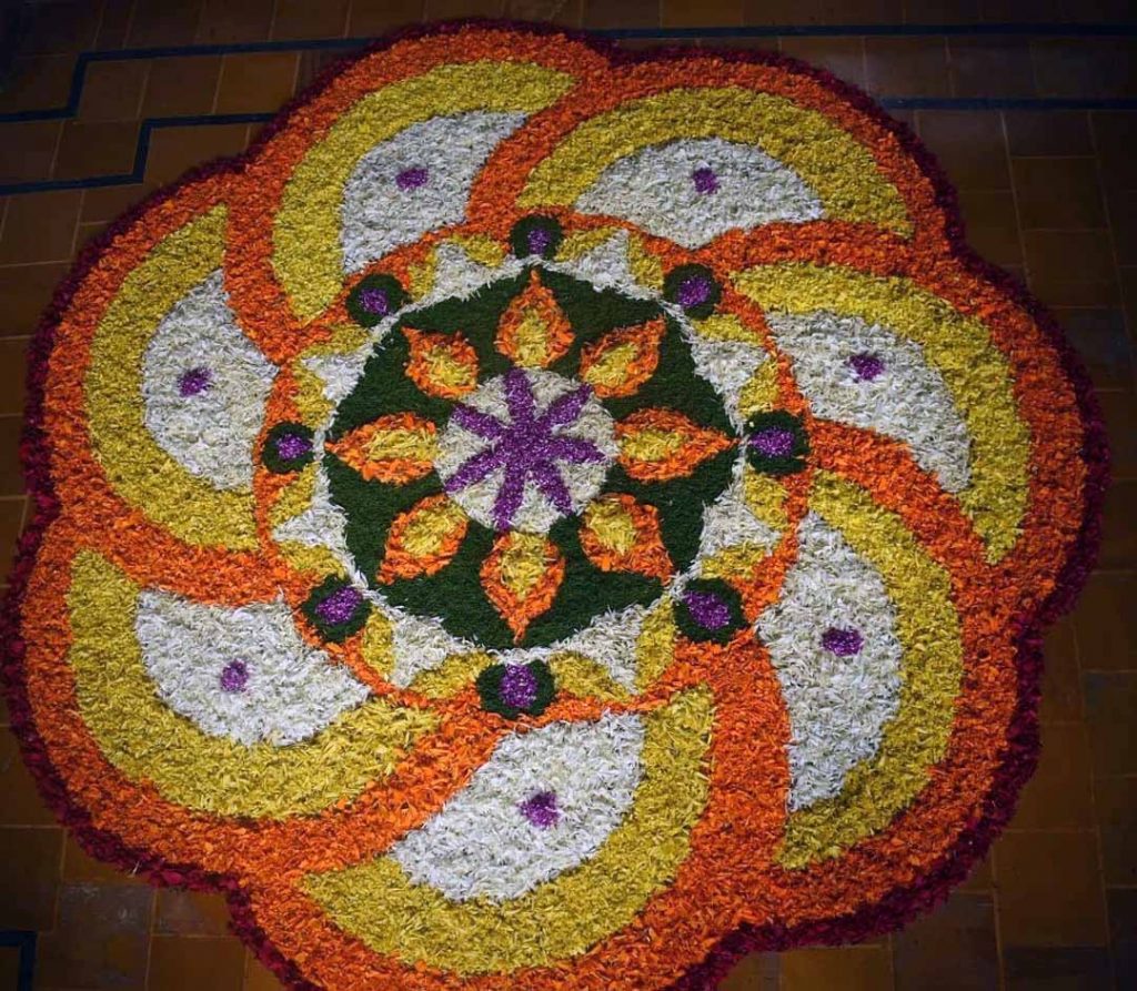 Onam 2020 Simple, Easy to make Athapookalam Design, Pookalam Designs