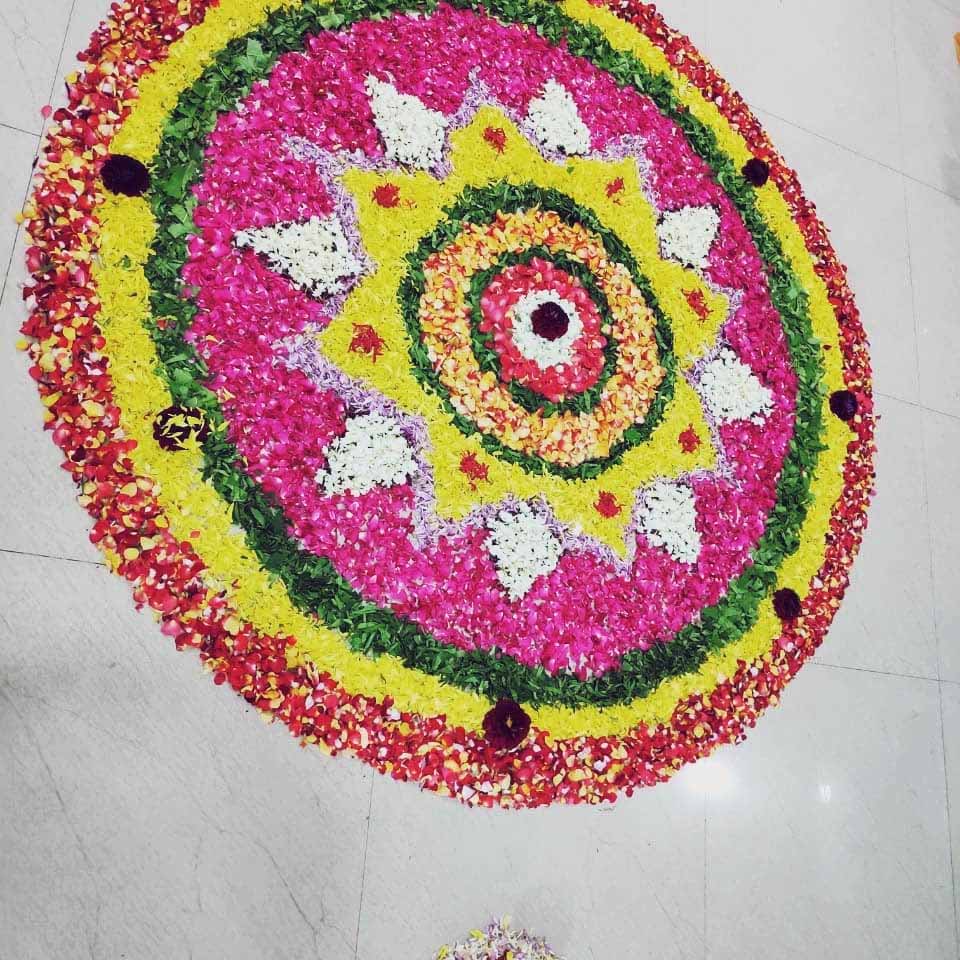Onam 2020 Simple, Easy to make Athapookalam Design, Pookalam Designs