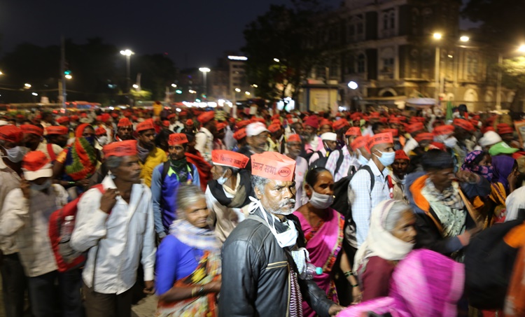 sharad pawar, കർഷകർ, Mumbai farmers, കർഷക മാർച്ച്, Mumbai Farmers march, മുംബൈ കർഷകർ, farm bills, farm laws, farmers protest, ഐഇ മലയാളം, ie malayalam