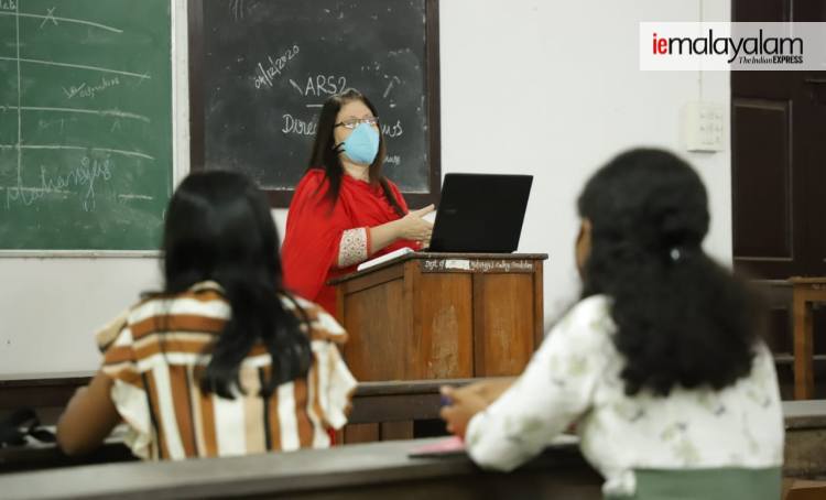 College Re Open, കോളേജുകൾ വീണ്ടും തുറക്കുന്നു, College Universities, കോളേജ് യൂണിവേഴ്സിറ്റികൾ, Covid , കോവിഡ്, IE Malayalam, ഐഇ മലയാളം