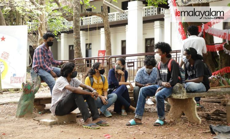 College Re Open, കോളേജുകൾ വീണ്ടും തുറക്കുന്നു, College Universities, കോളേജ് യൂണിവേഴ്സിറ്റികൾ, Covid , കോവിഡ്, IE Malayalam, ഐഇ മലയാളം